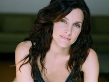 Rachel Shelley