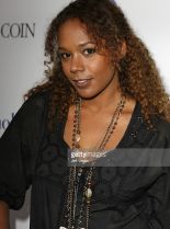 Rachel True