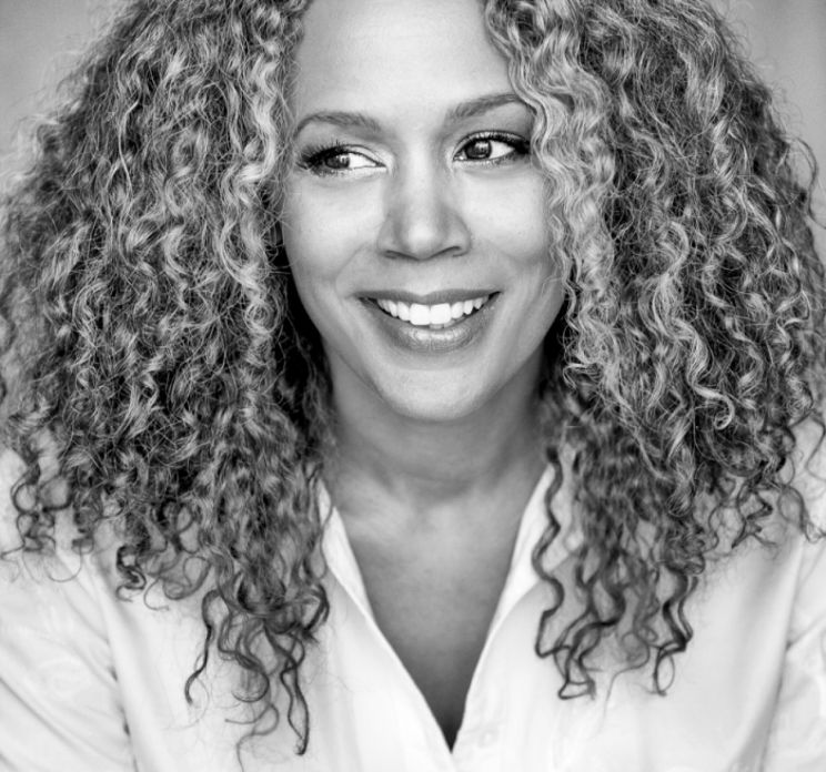 Rachel True