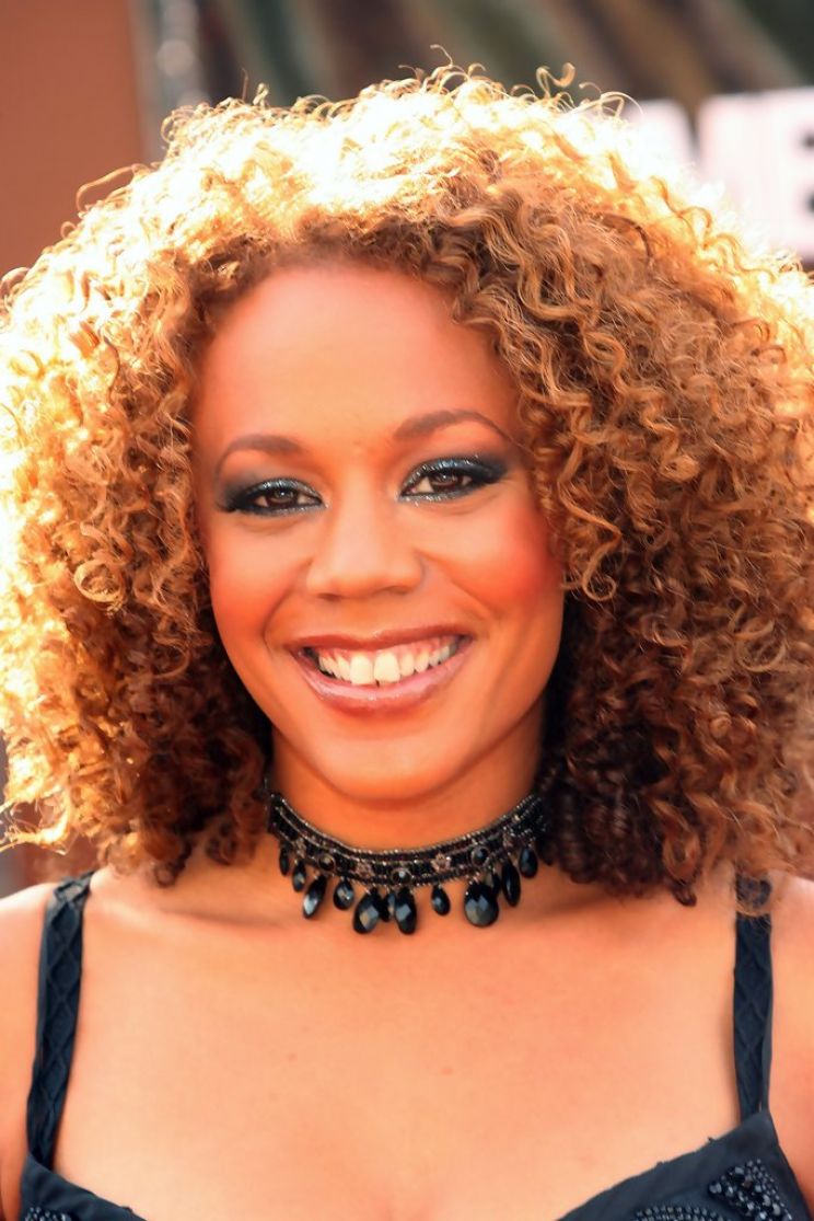 Rachel True