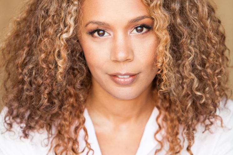 Rachel True