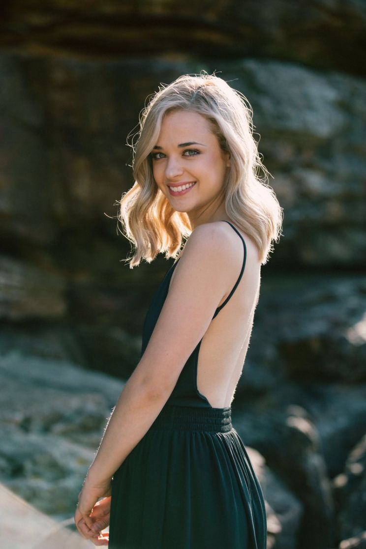 Raechelle Banno