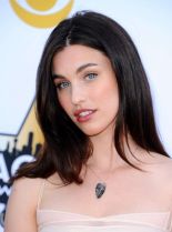 Rainey Qualley #781143 picture (Portrait Medium)