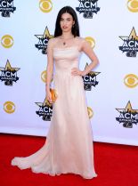 Rainey Qualley #781152 picture (Portrait Medium)