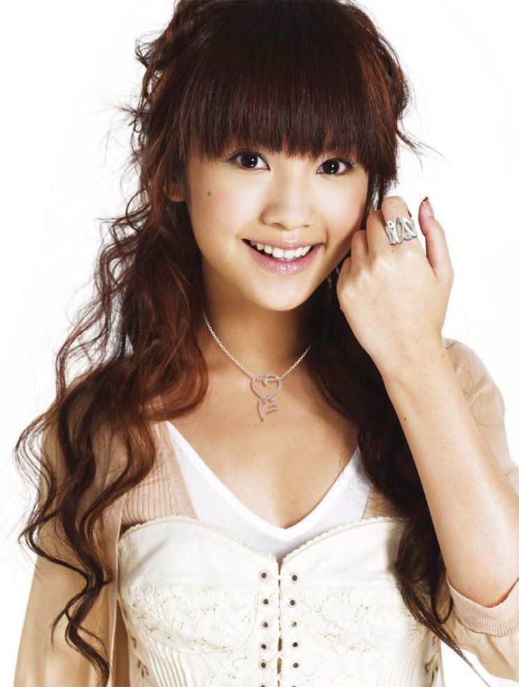 Rainie Yang