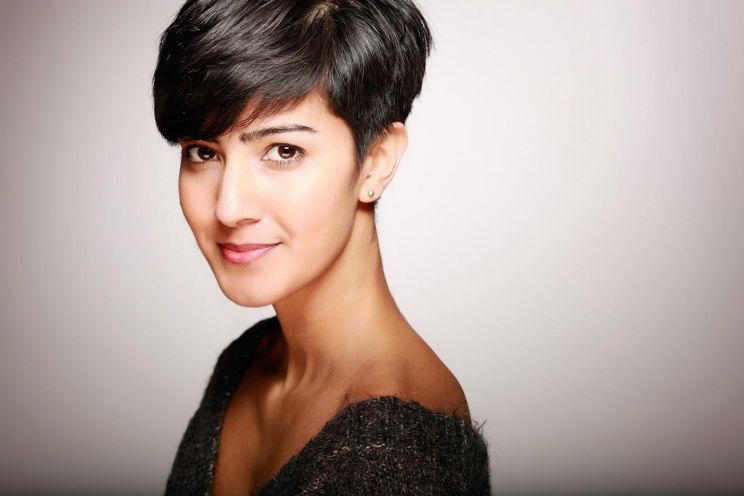 Rakhee Thakrar