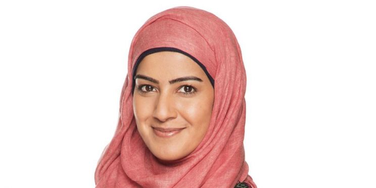 Rakhee Thakrar