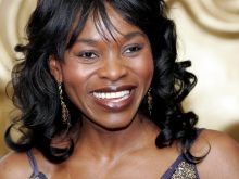 Rakie Ayola