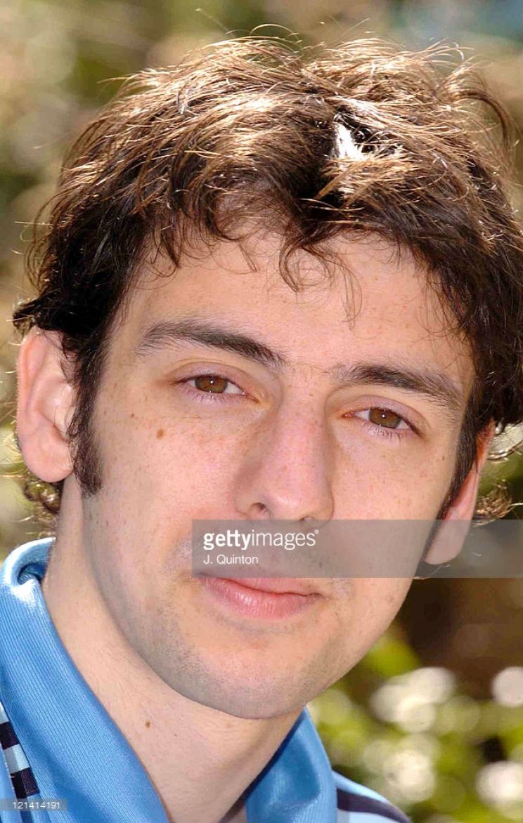 Ralf Little