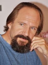 Ralph Fiennes photo