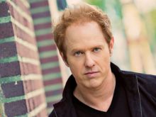 Raphael Sbarge