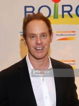 Raphael Sbarge