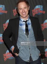 Raphael Sbarge