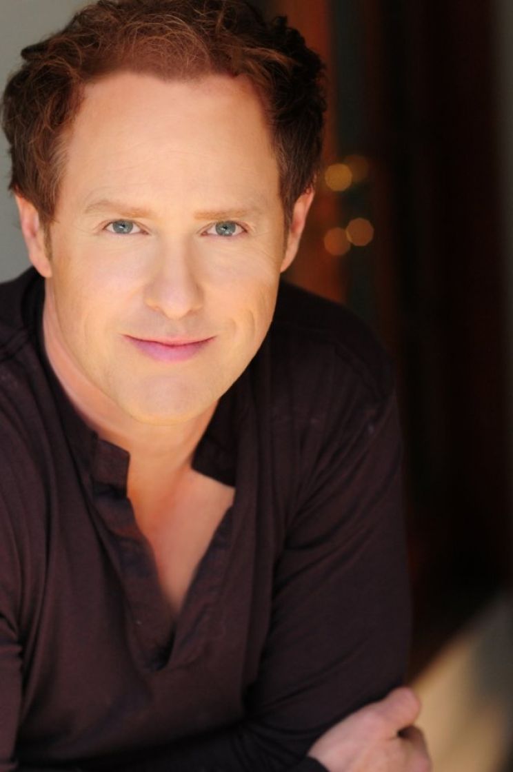 Raphael Sbarge