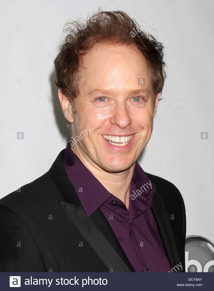 Raphael Sbarge