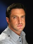 Raúl Esparza