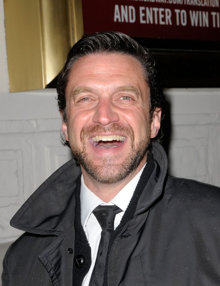 Raúl Esparza