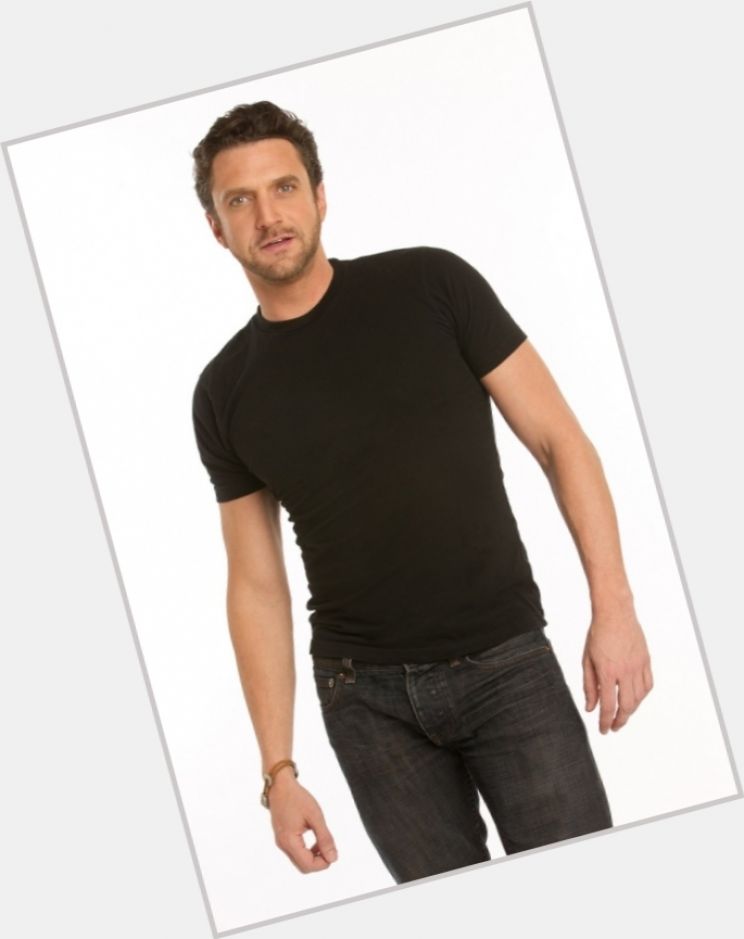 Raúl Esparza