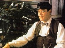 Raul Julia