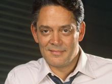 Raul Julia