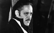 Raul Julia