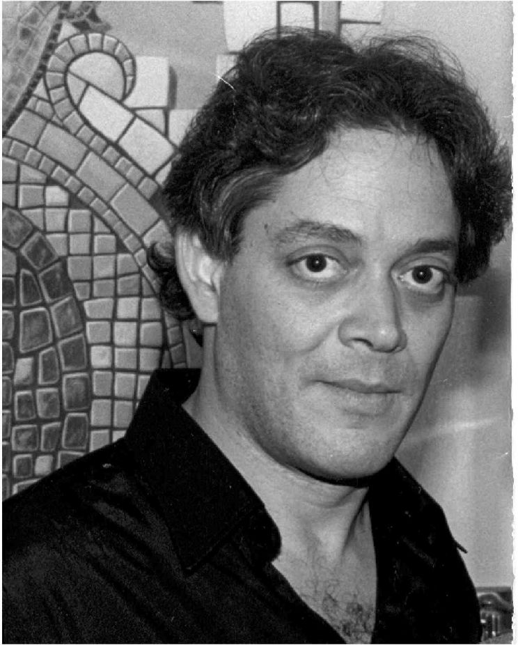 Raul Julia