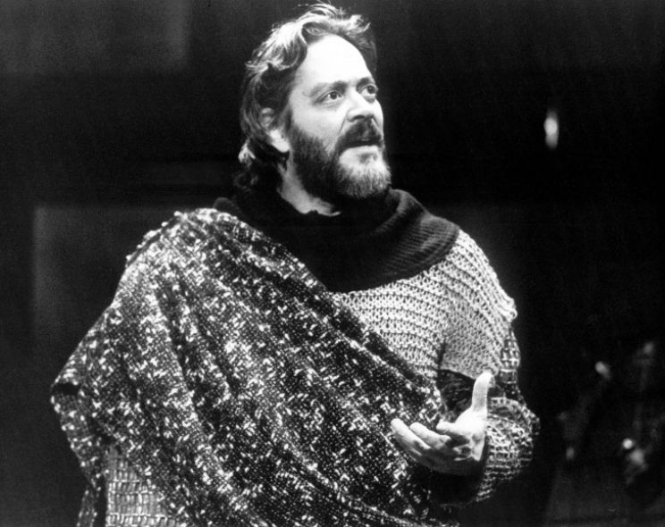 Raul Julia
