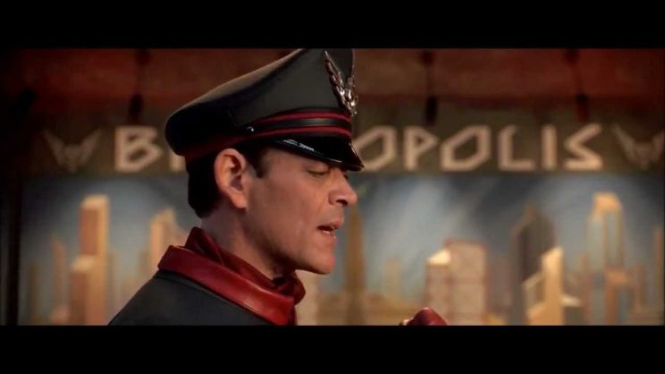 Raul Julia
