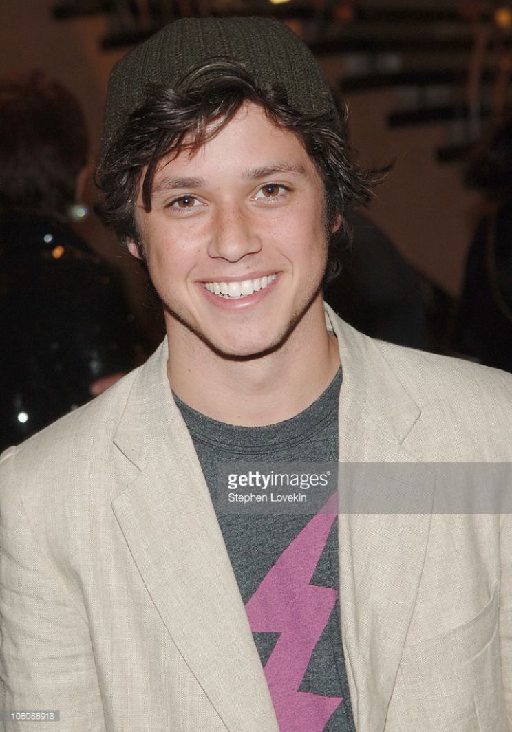 Raviv Ullman