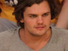 Ray Nicholson