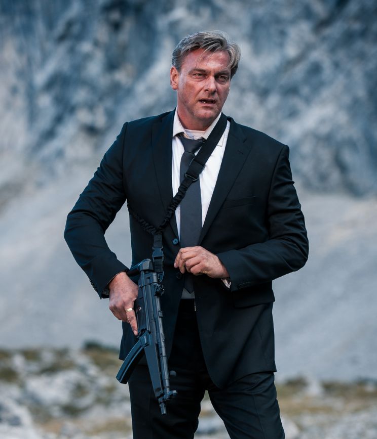 Ray Stevenson