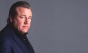 Ray Winstone