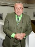 Ray Winstone