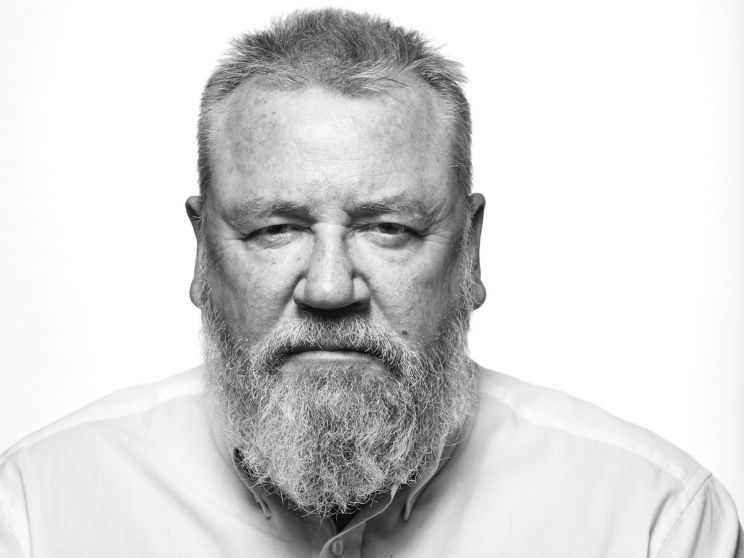 Ray Winstone