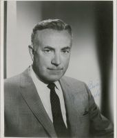 Raymond Bailey