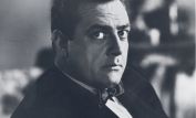 Raymond Burr