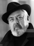 Raymond Burr