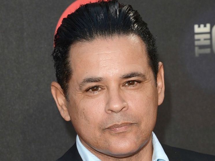 Raymond Cruz