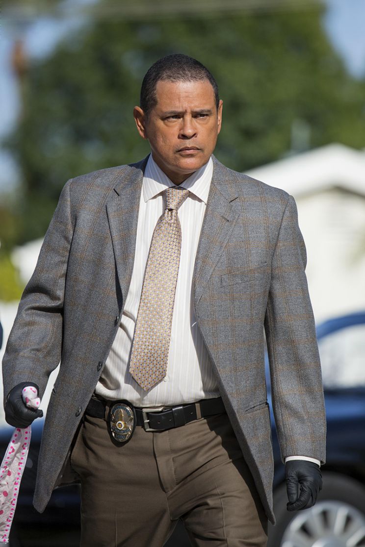 Raymond Cruz