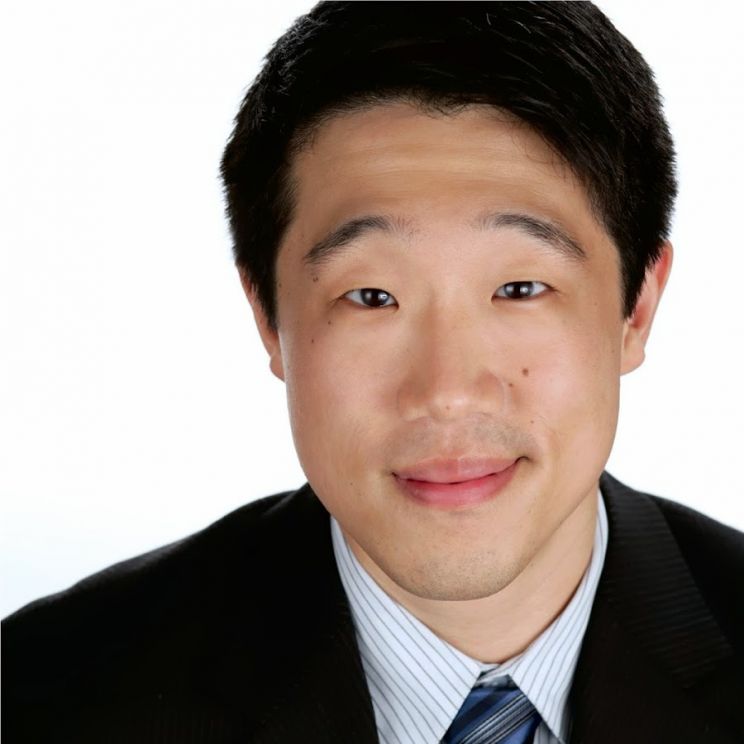 Raymond Lee