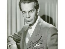 Raymond Massey