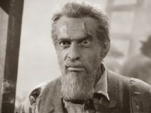 Raymond Massey