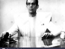 Raymond Massey