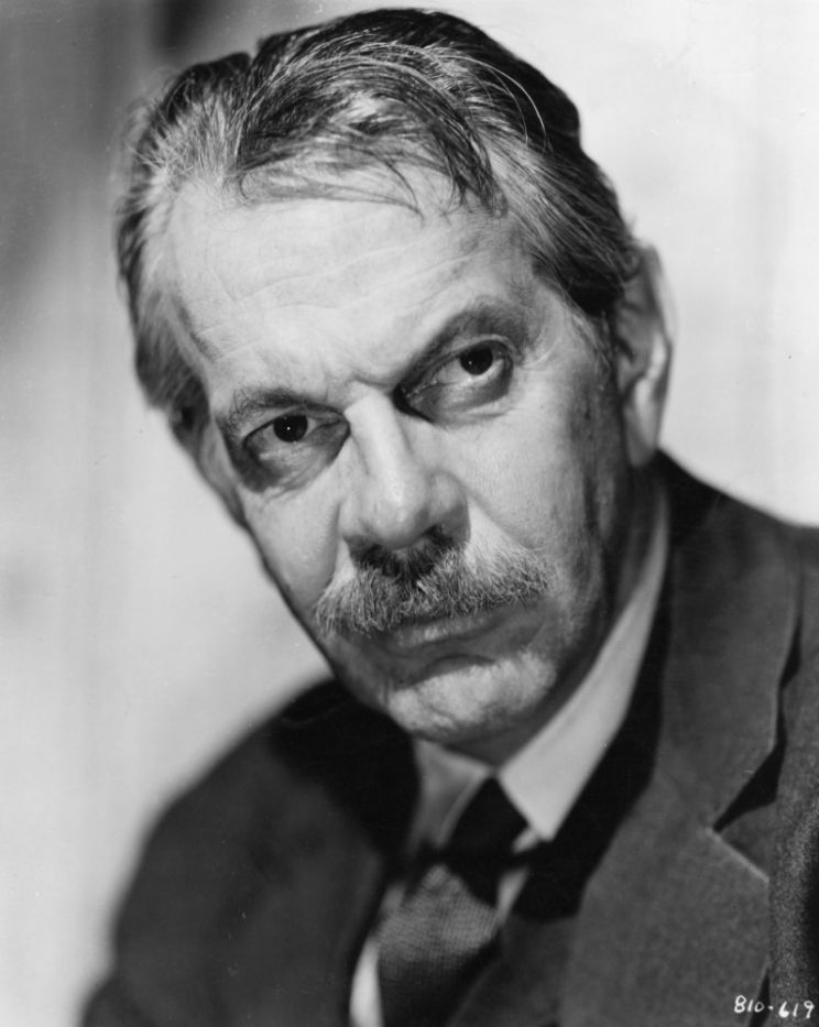 Raymond Massey