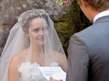 Rebecca Breeds photo