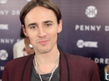 Reeve Carney #147031 picture (Landscape Medium)