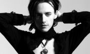 Reeve Carney