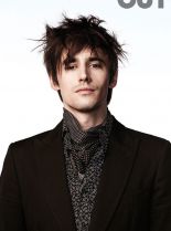 Reeve Carney