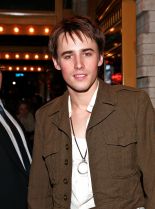 Reeve Carney