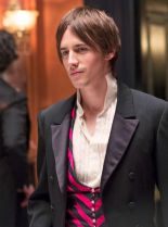 Reeve Carney